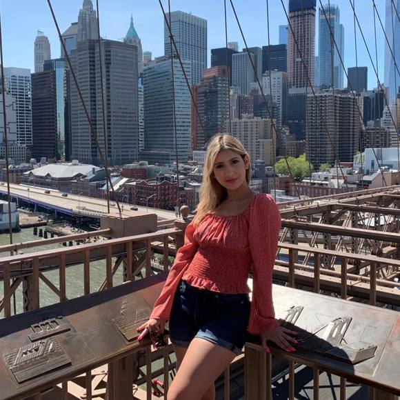 Meet your Posher, Zabdi - Picture 1 of 1